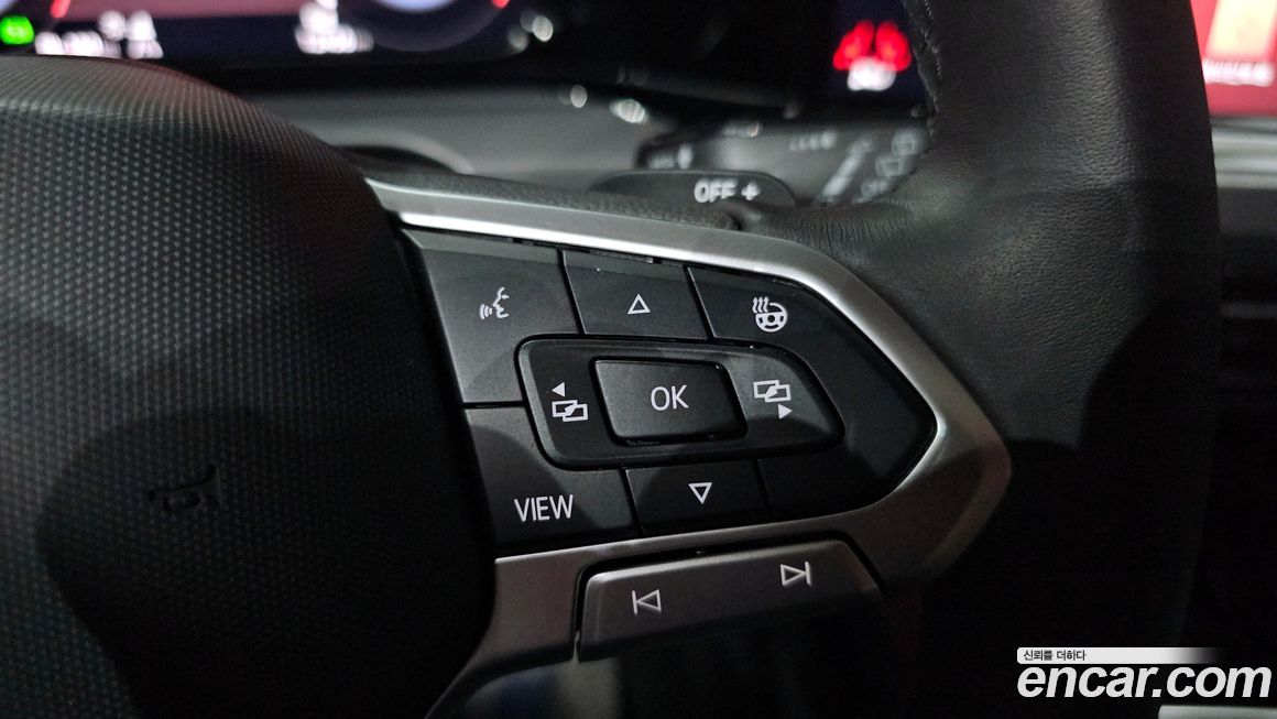 Volkswagen Golf 2024