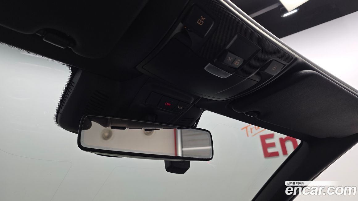 Mercedes-Benz C-Class 2020