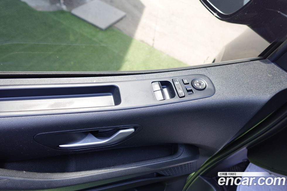Hyundai Staria 2023