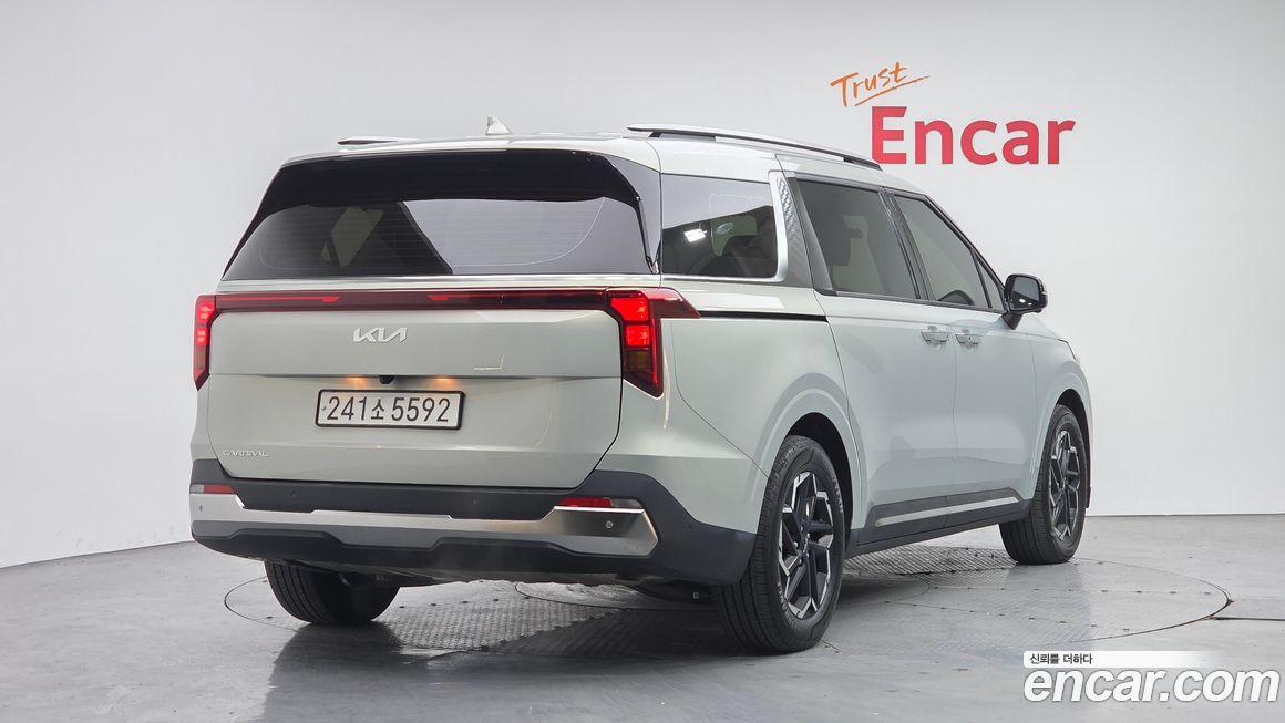 Kia Canival 2025
