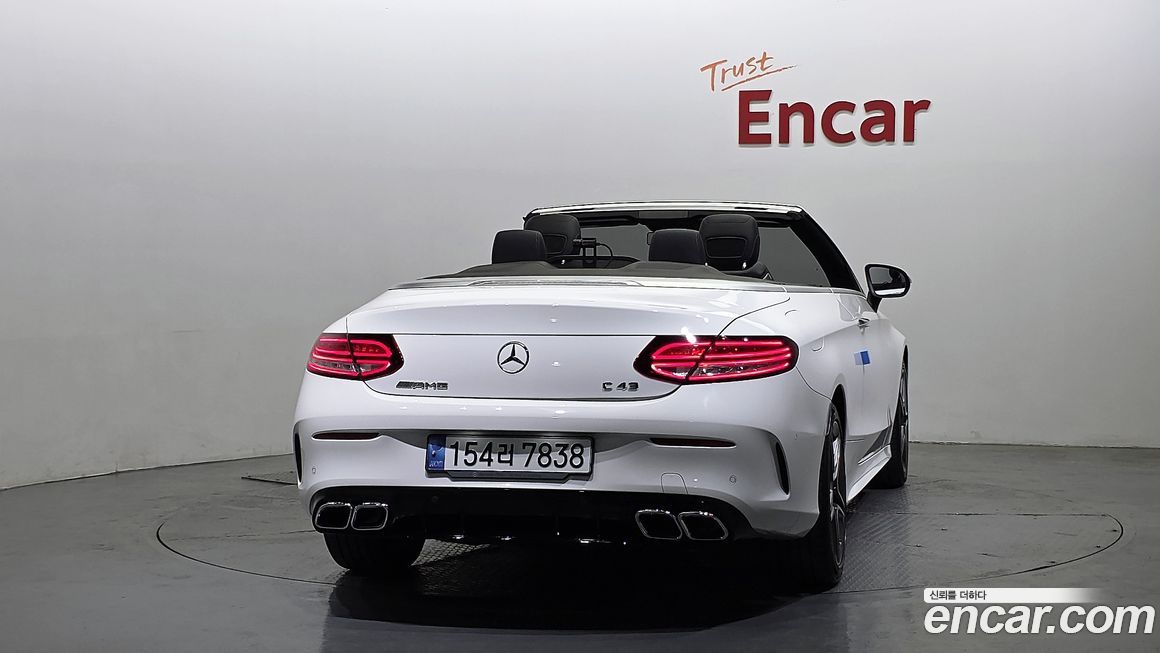 Mercedes-Benz C-Class 2020