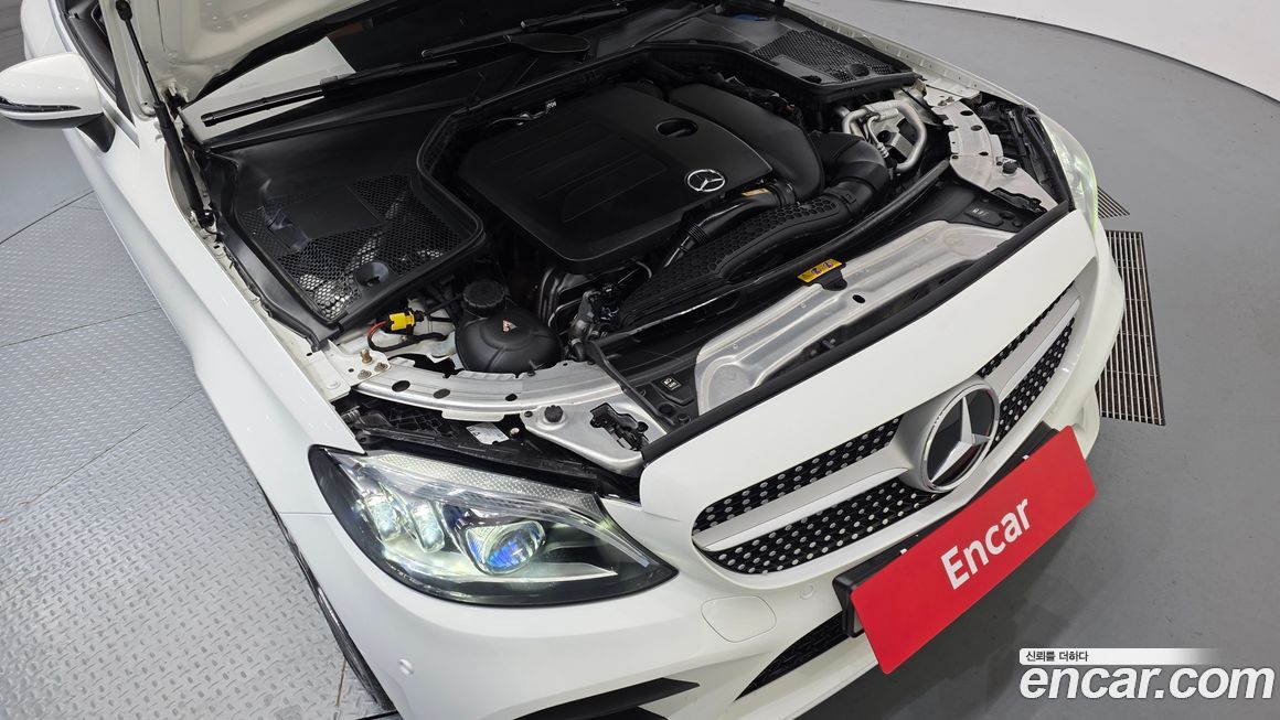 Mercedes-Benz C-Class 2020