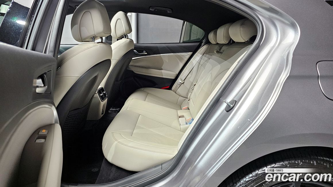 Genesis G70 2023