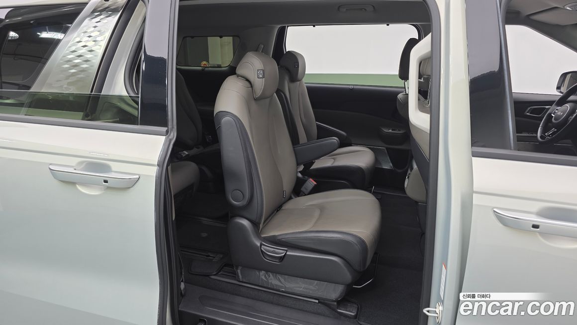 Kia Canival 2025