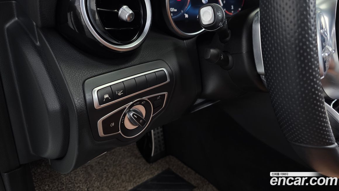 Mercedes-Benz C-Class 2020