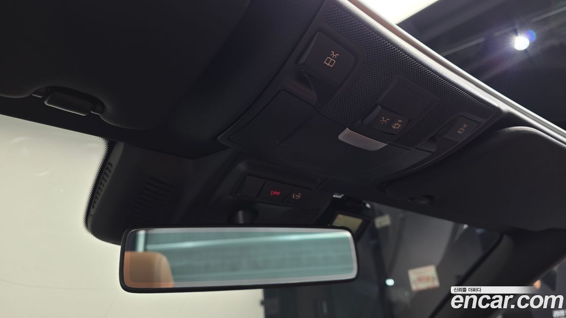 Mercedes-Benz C-Class 2020