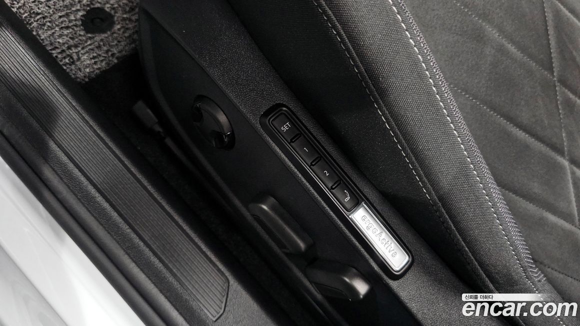 Volkswagen Golf 2024