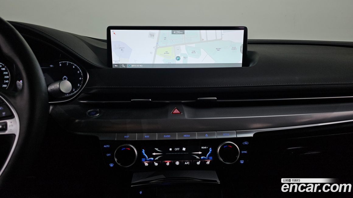 Genesis G80 2023
