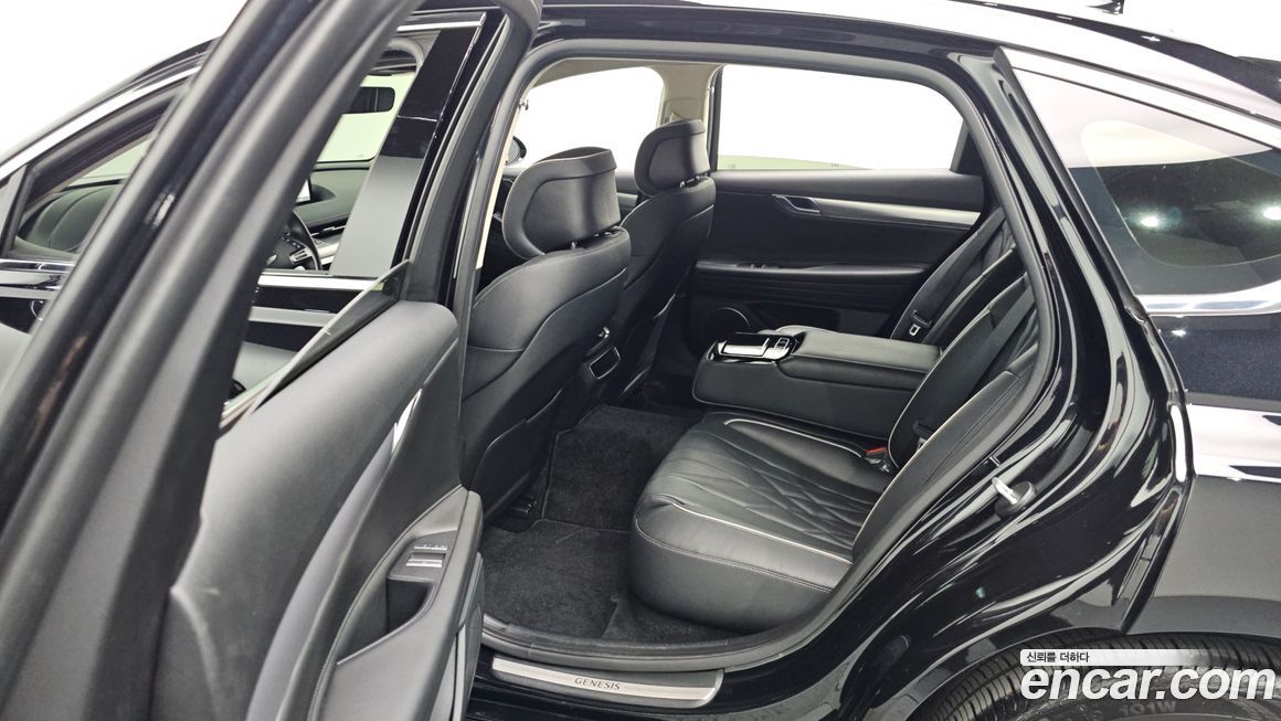 Genesis G80 2023