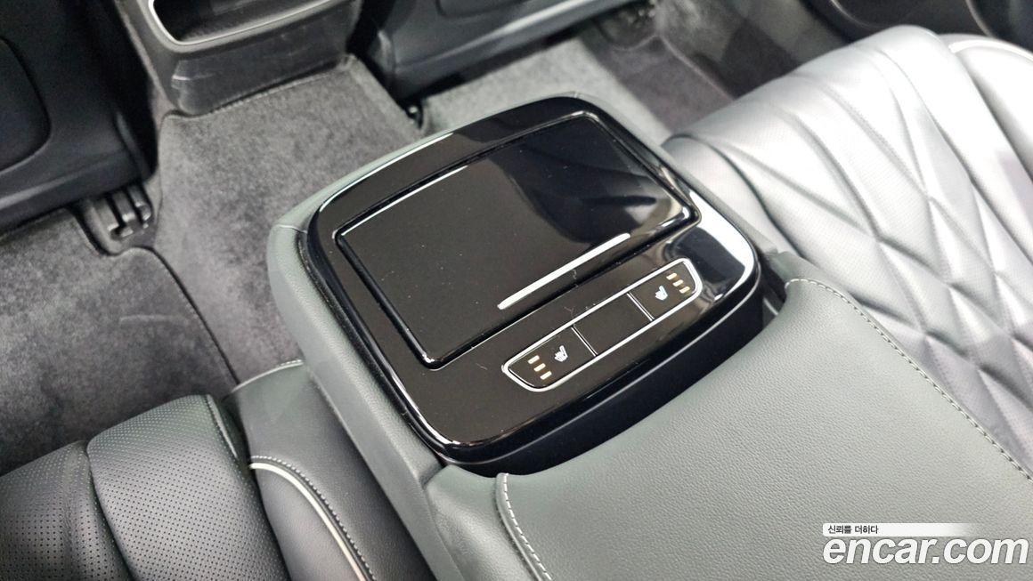 Genesis G80 2023