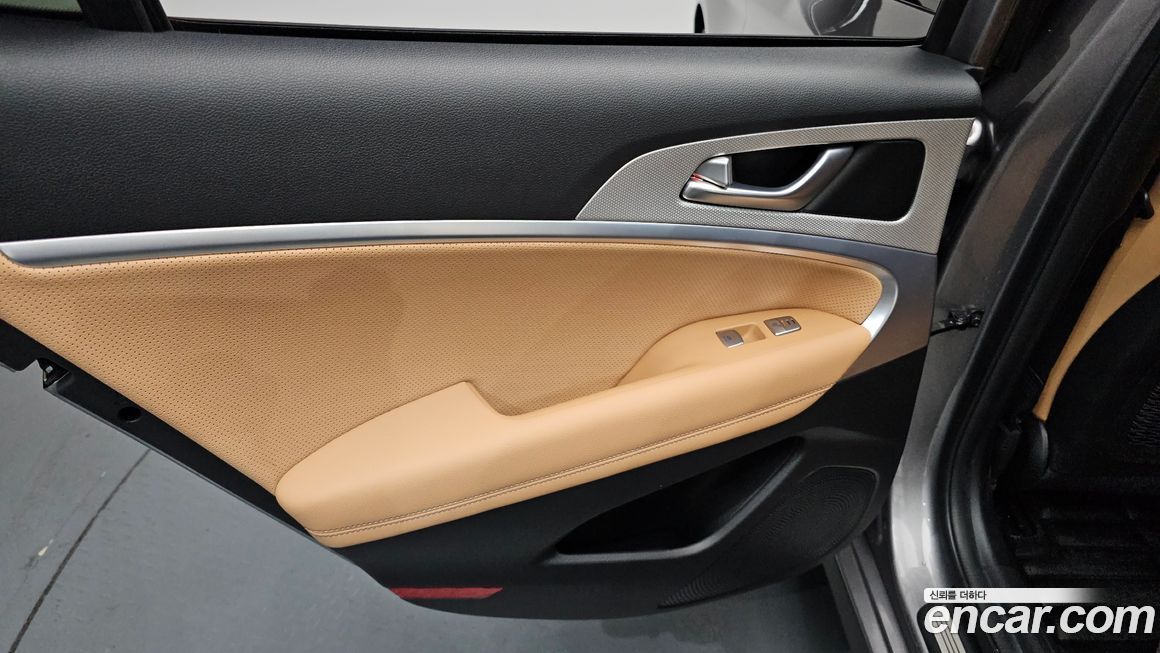 Genesis G70 2024