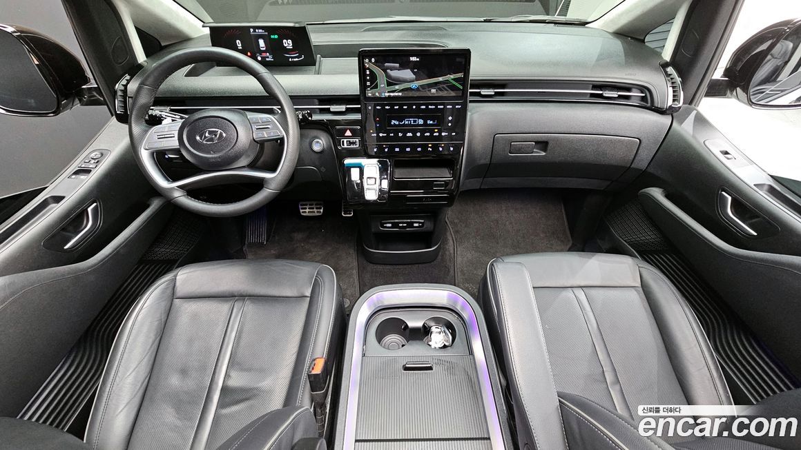 Hyundai Staria 2024