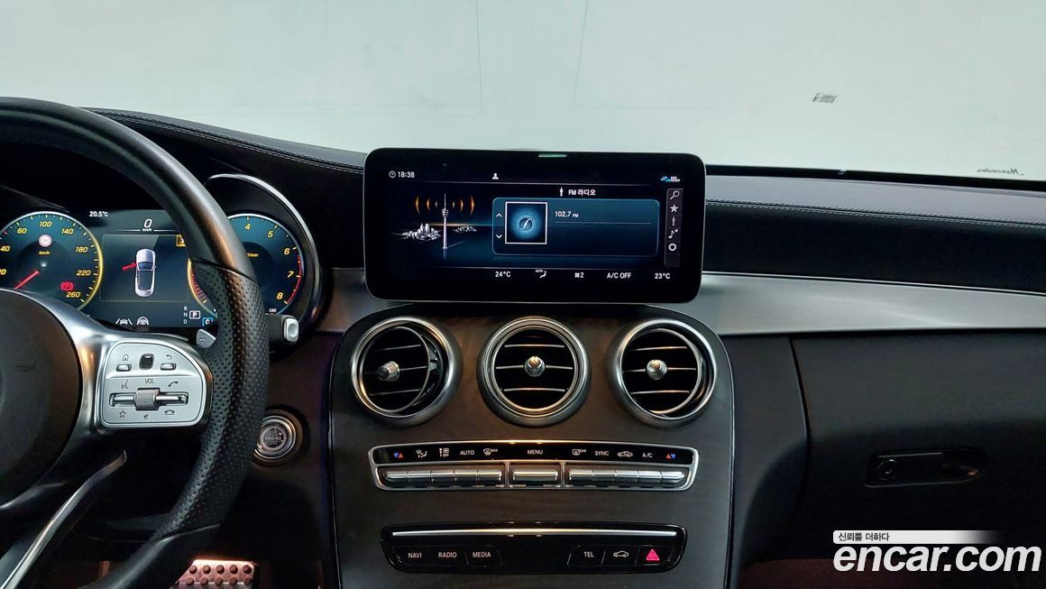 Mercedes-Benz C-Class 2022