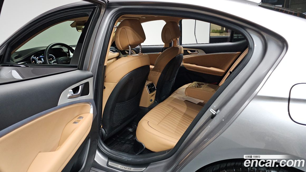 Genesis G70 2024