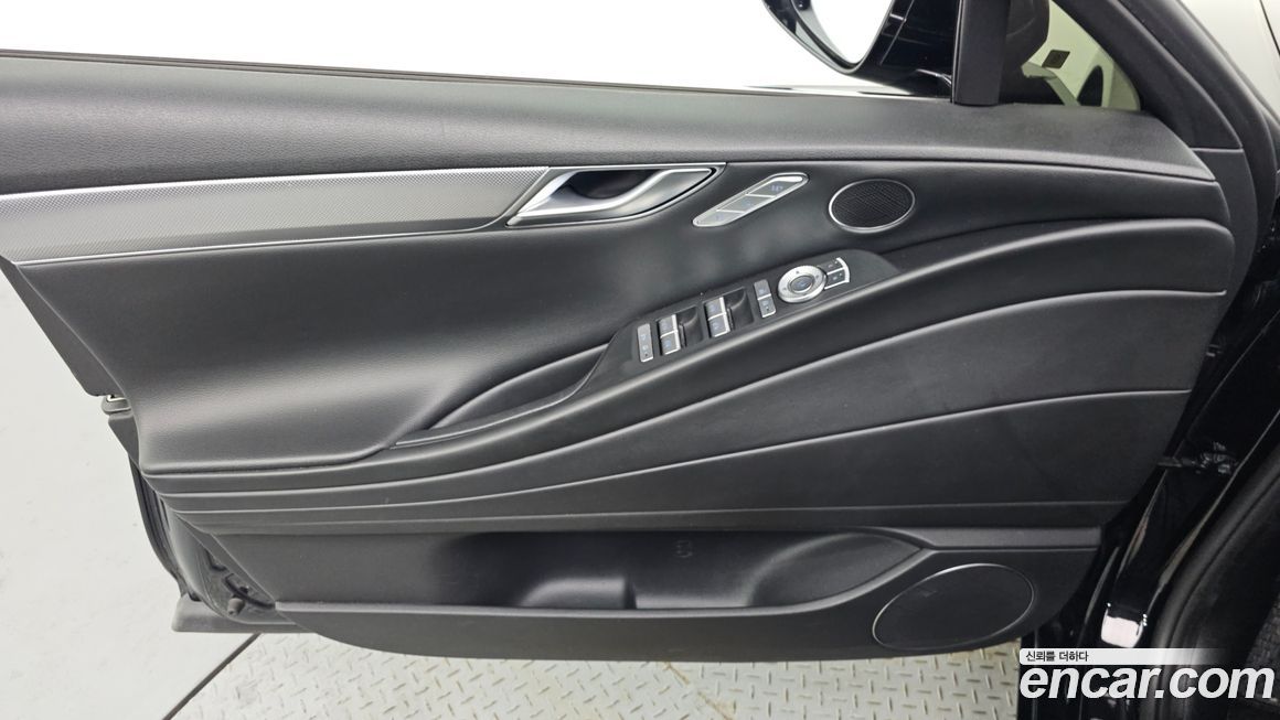 Genesis G80 2023