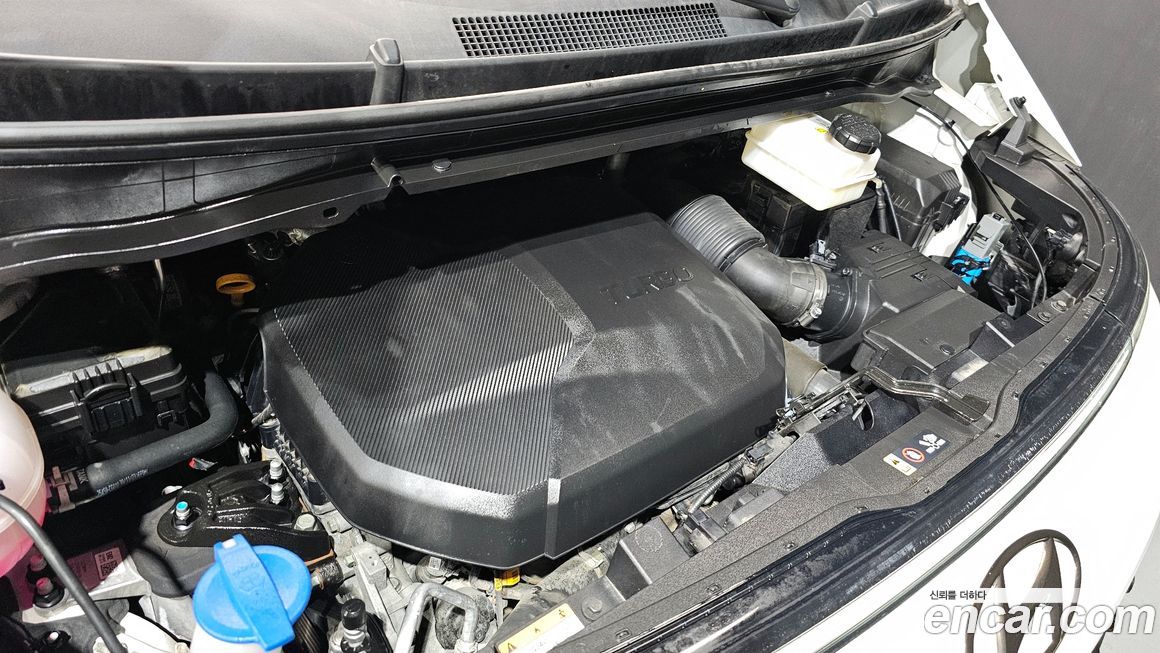 Hyundai Staria 2024