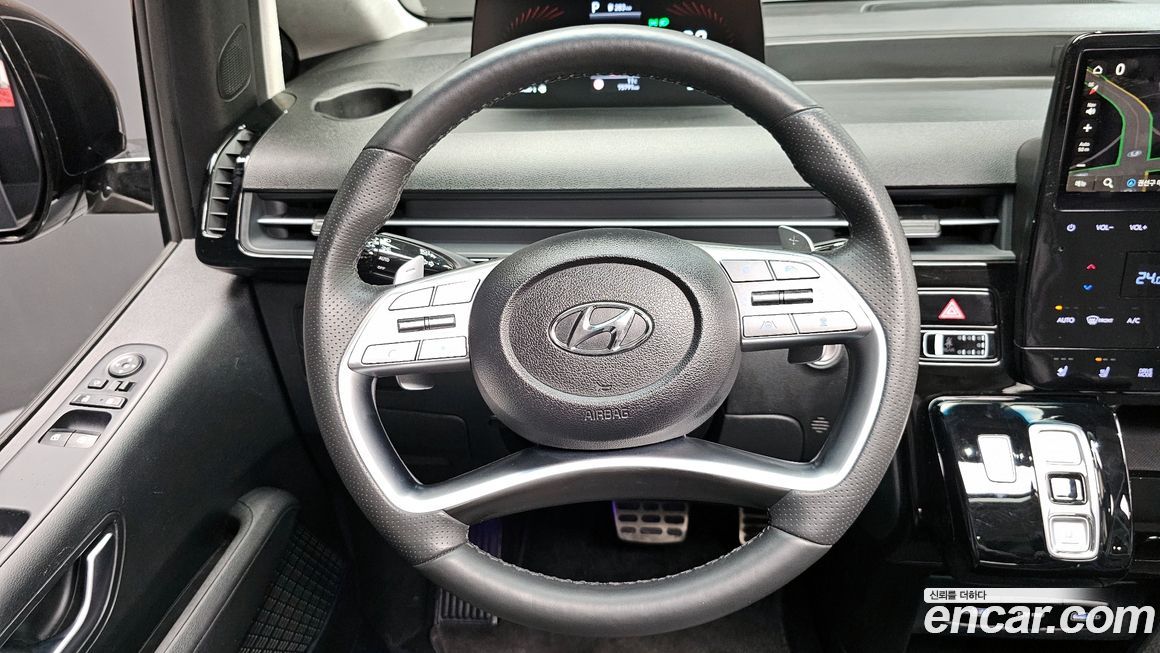 Hyundai Staria 2024