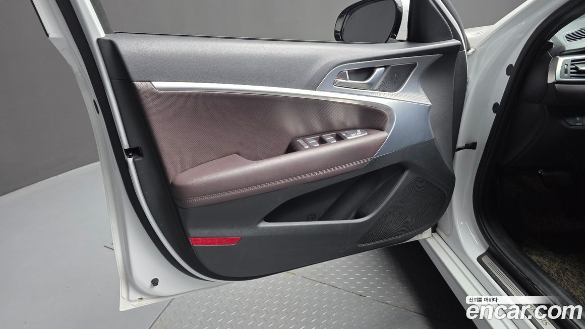 Genesis G70 2021