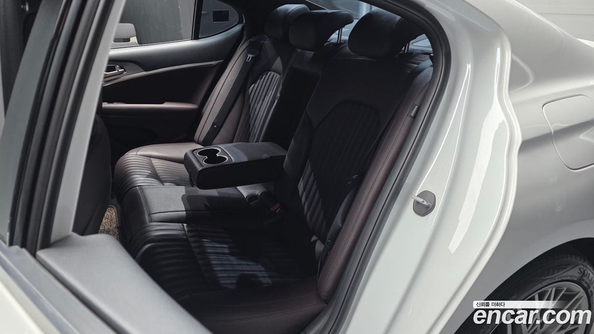 Genesis G70 2021