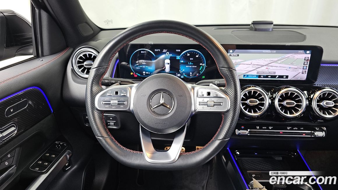 Mercedes-Benz GLB-Class 2021