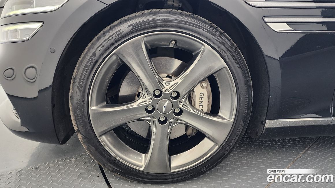 Genesis G80 2023