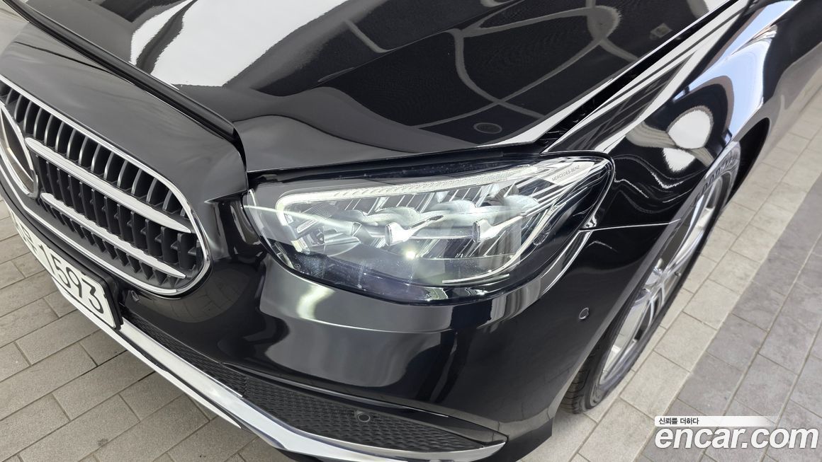 Mercedes-Benz E-Class 2023