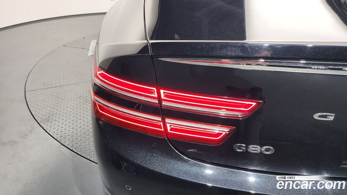 Genesis G80 2023