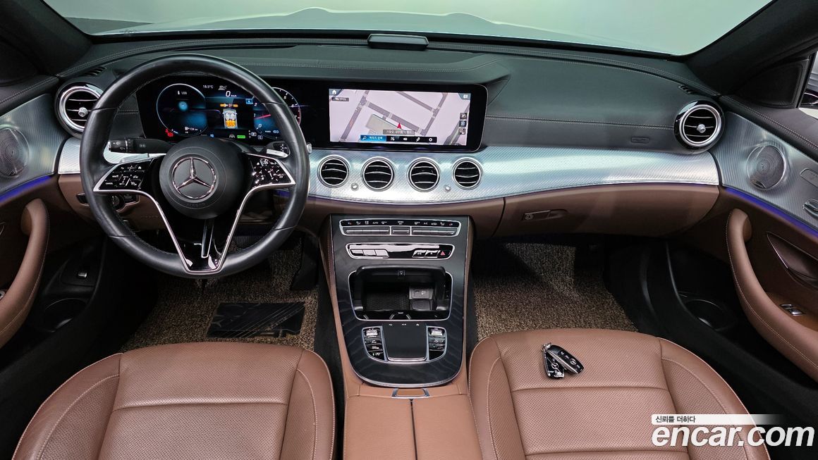Mercedes-Benz E-Class 2021