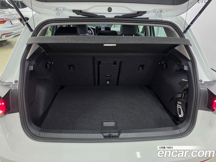 Volkswagen Golf 2025