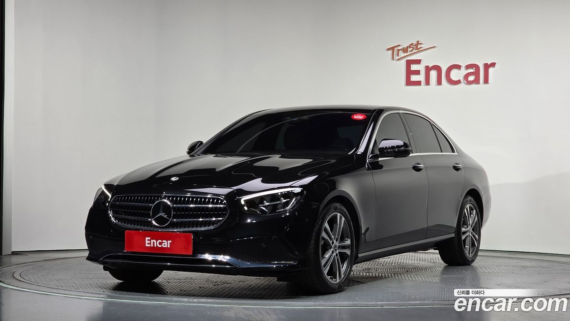 Mercedes-Benz E-Class 2023