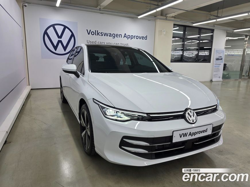 Volkswagen Golf 2025