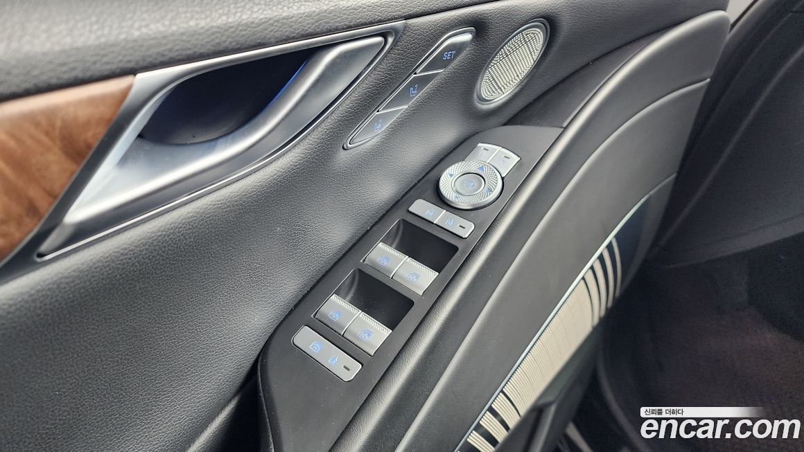 Genesis G80 2023