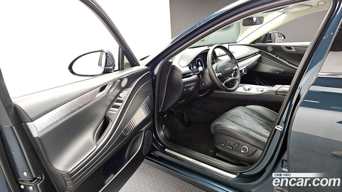 Genesis G80 2023