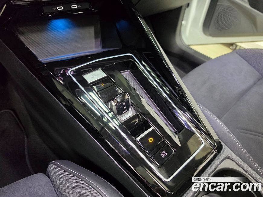 Volkswagen Golf 2025