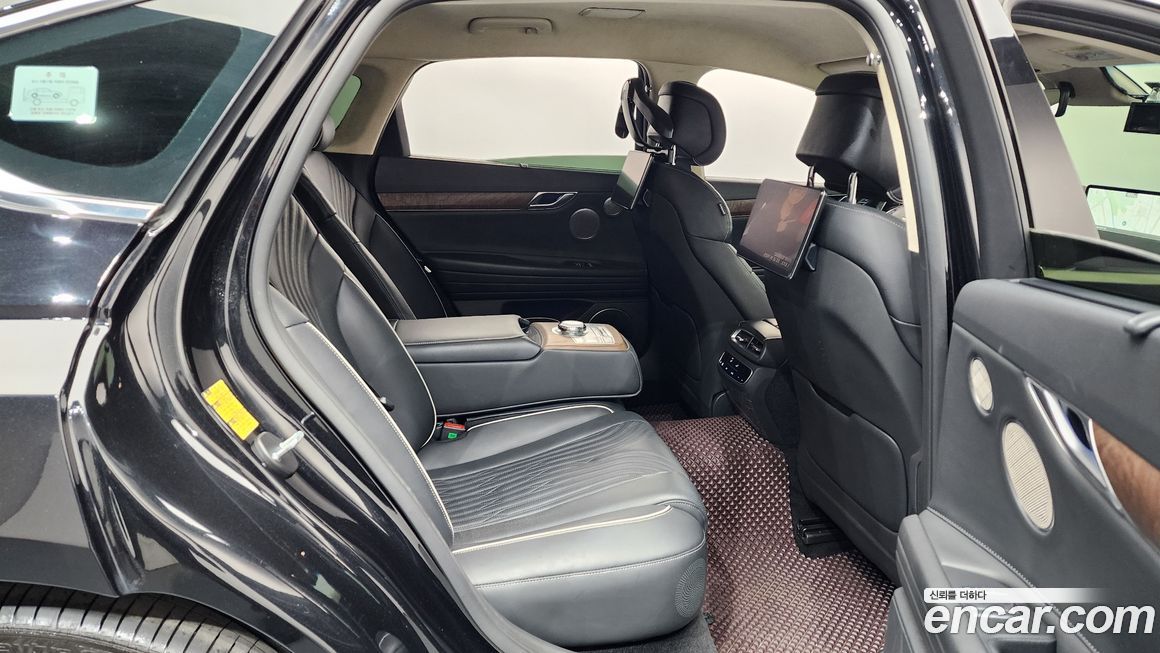 Genesis G80 2023