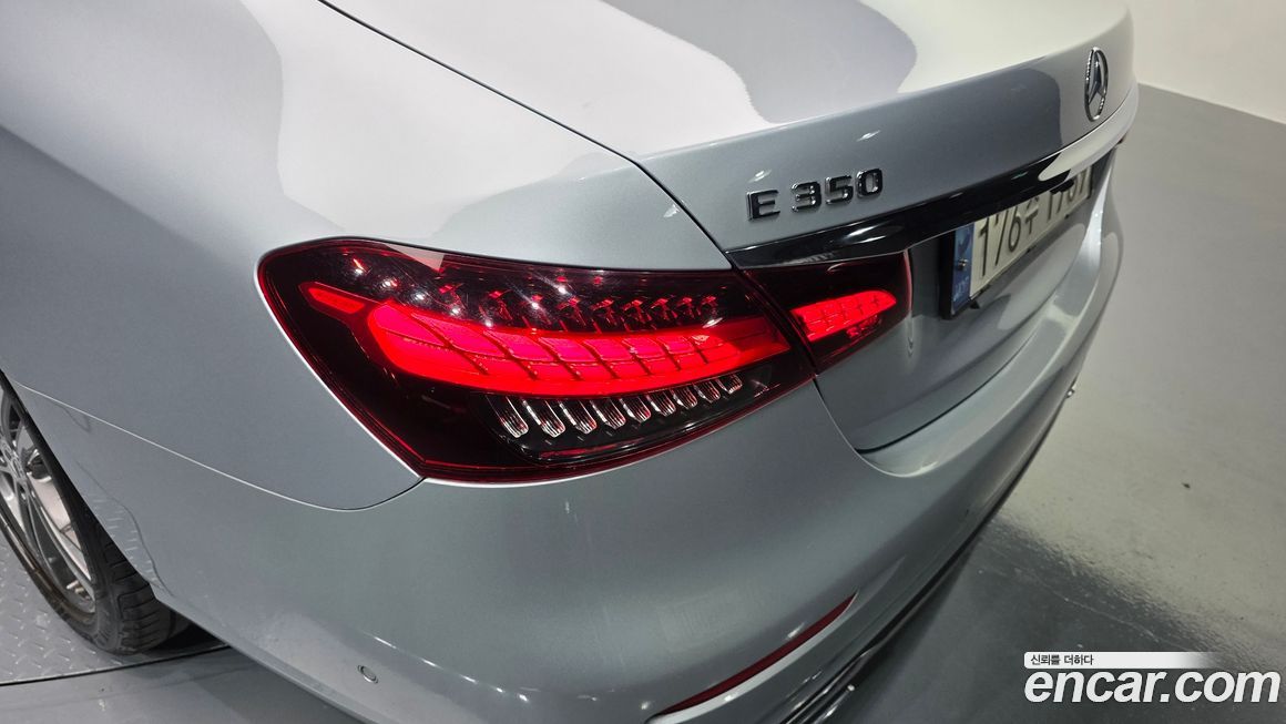 Mercedes-Benz E-Class 2021