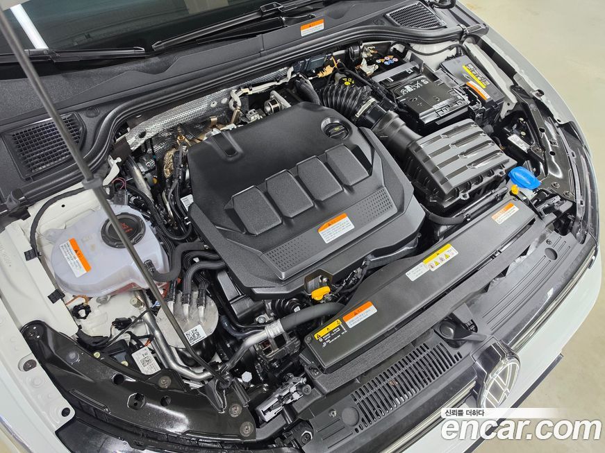 Volkswagen Golf 2025