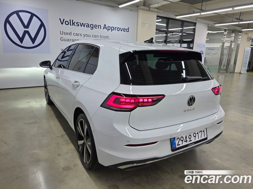 Volkswagen Golf 2025