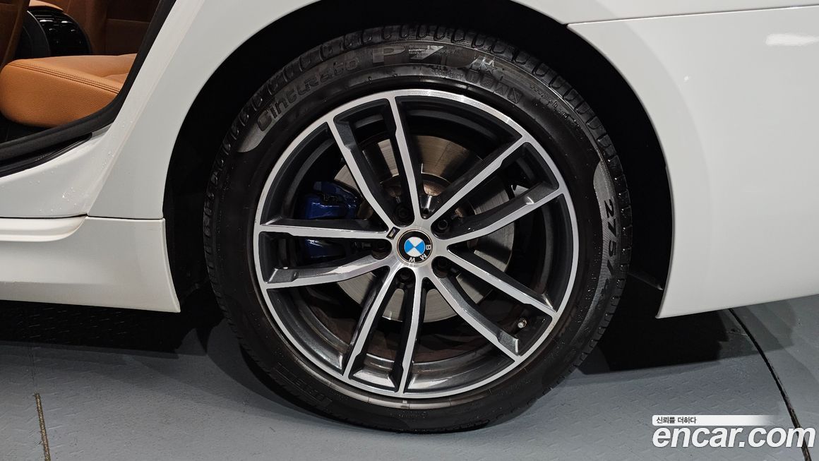 BMW 5-Series 2022