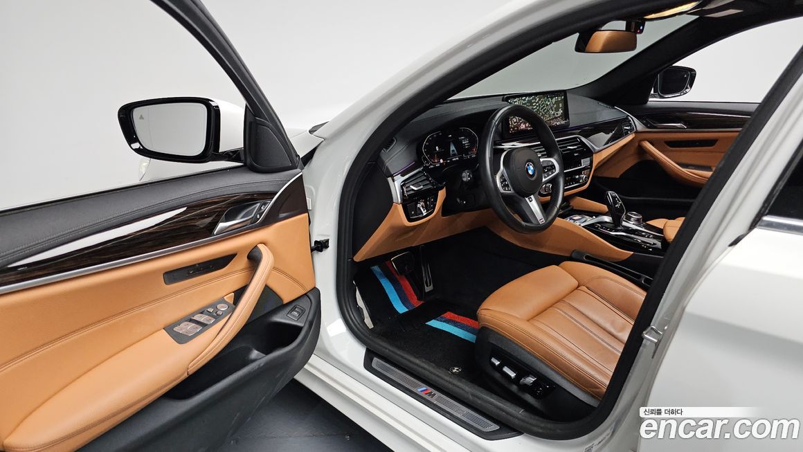 BMW 5-Series 2022