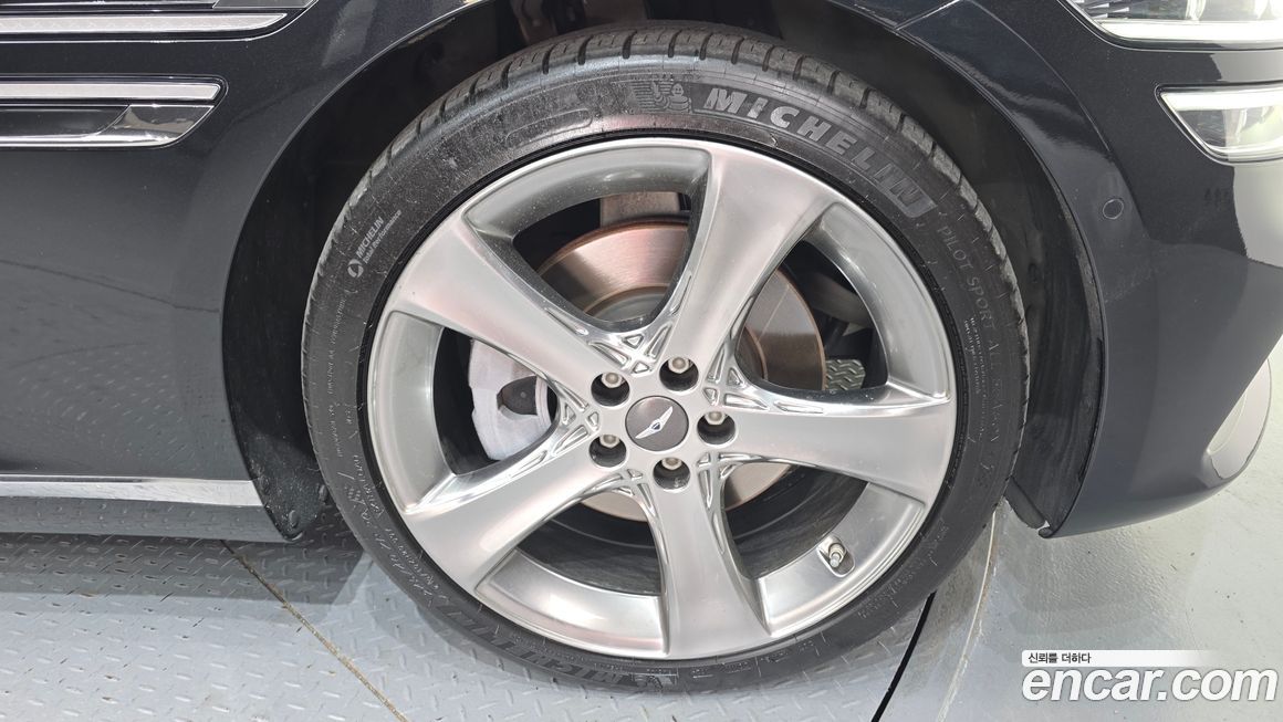 Genesis G80 2021