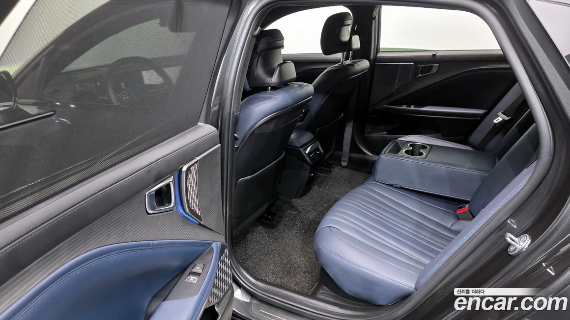 Kia K8 2025