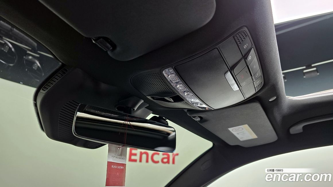 Mercedes-Benz GLC-Class 2021