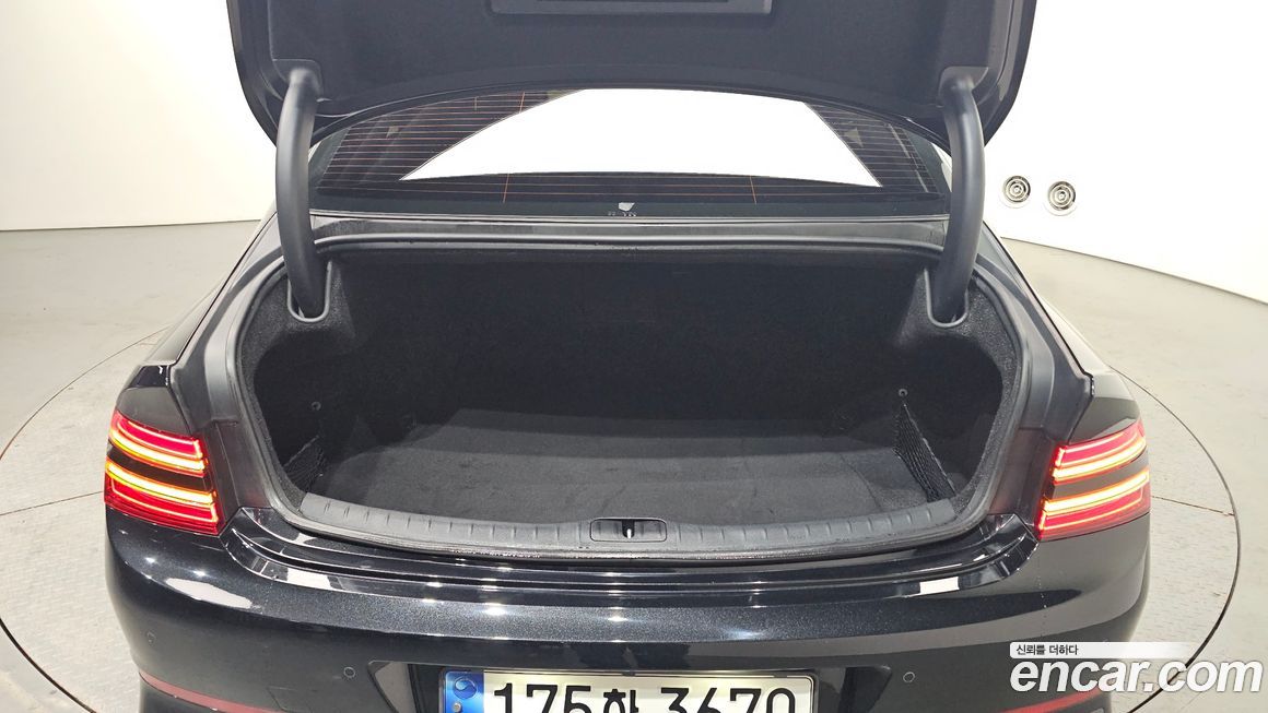 Genesis G80 2023