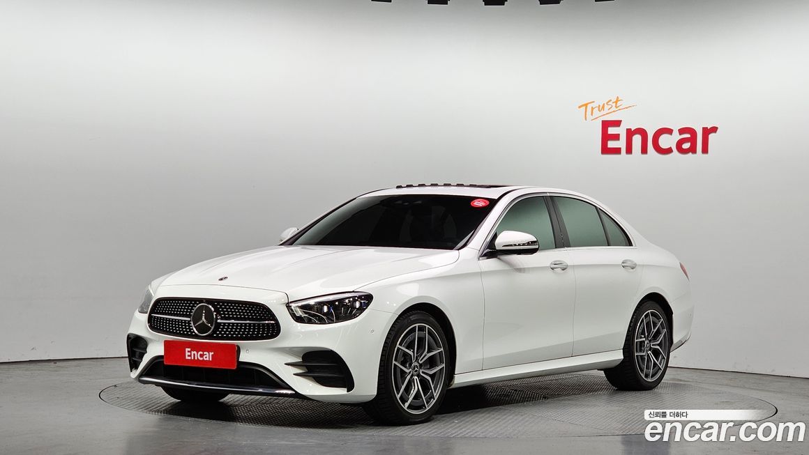 Mercedes-Benz E-Class 2022
