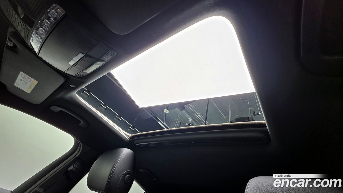 Mercedes-Benz GLC-Class 2021