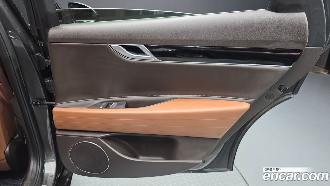 Genesis G80 2023