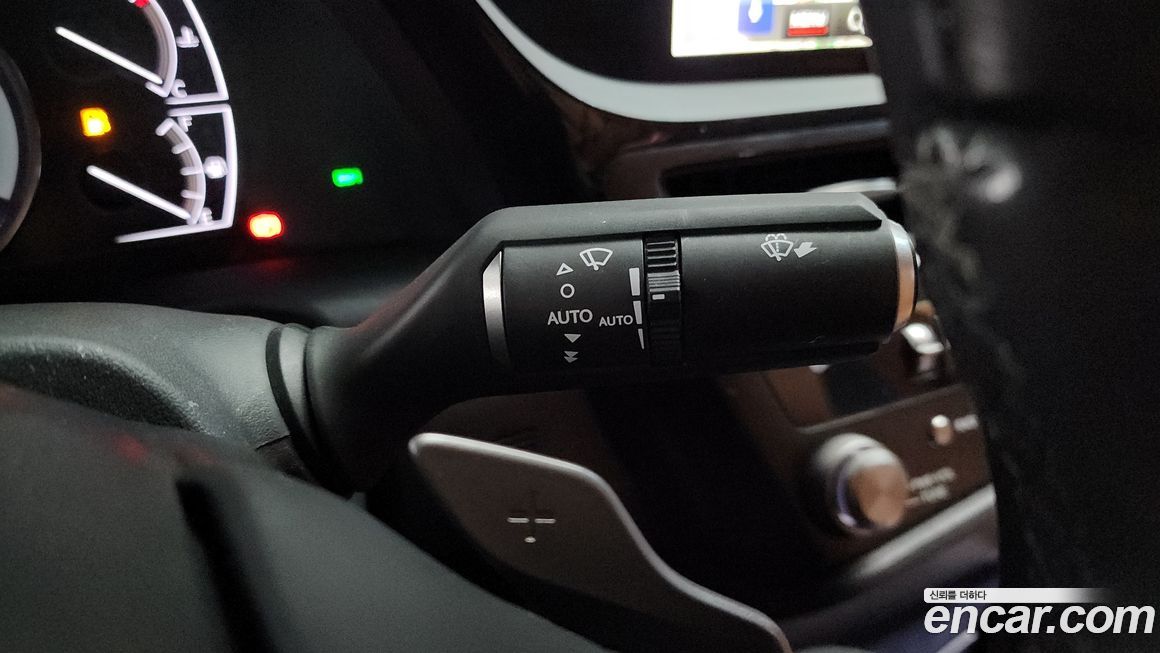 Lexus ES 2023