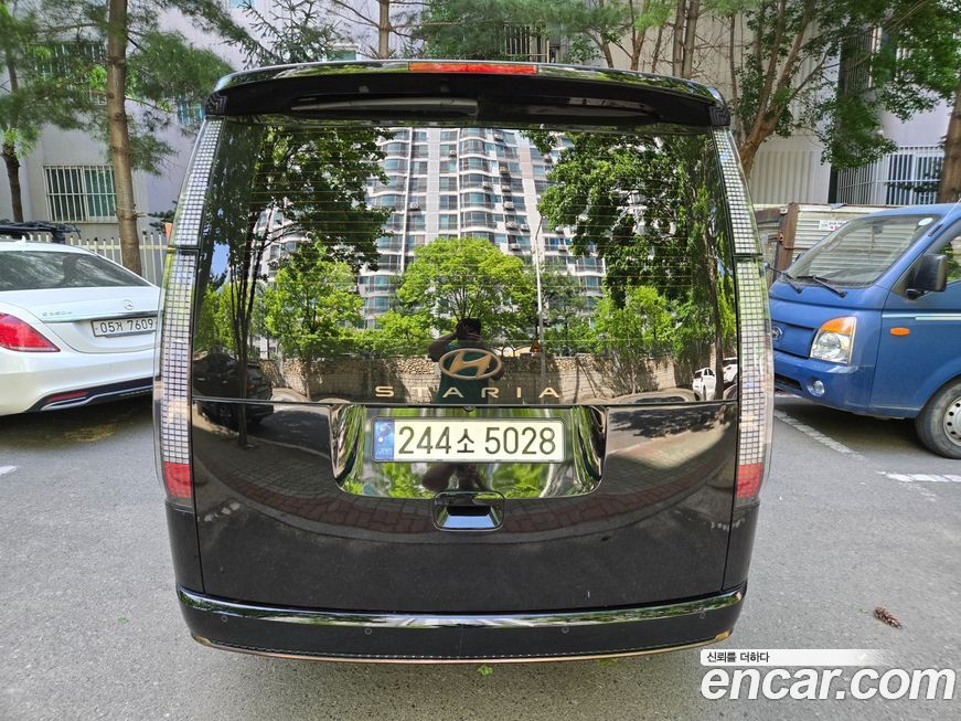 Hyundai Staria 2025