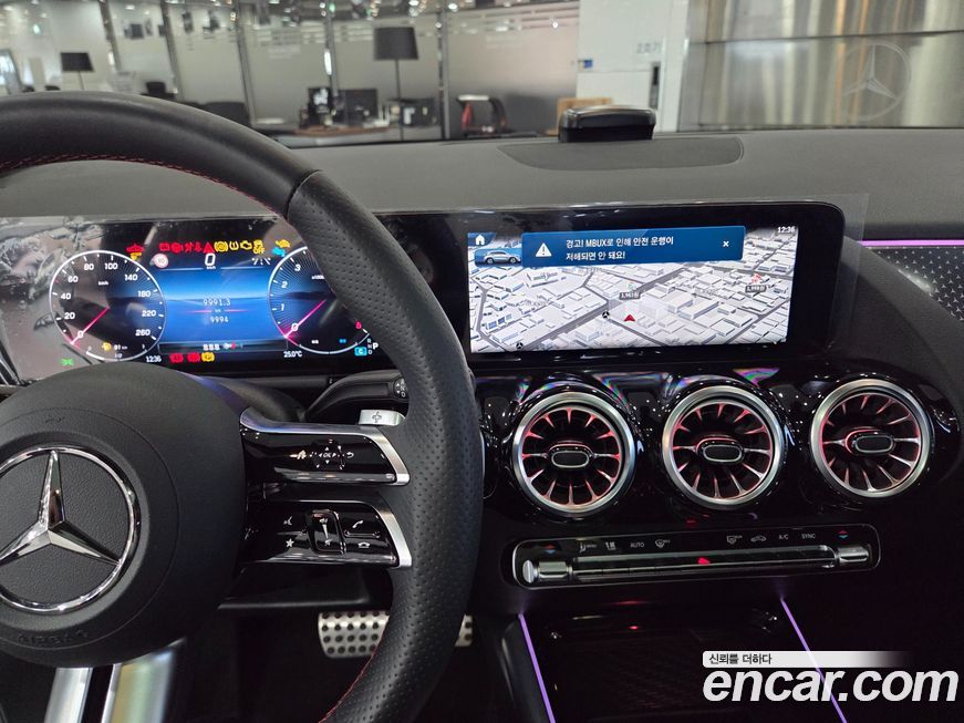 Mercedes-Benz GLA-Class 2024